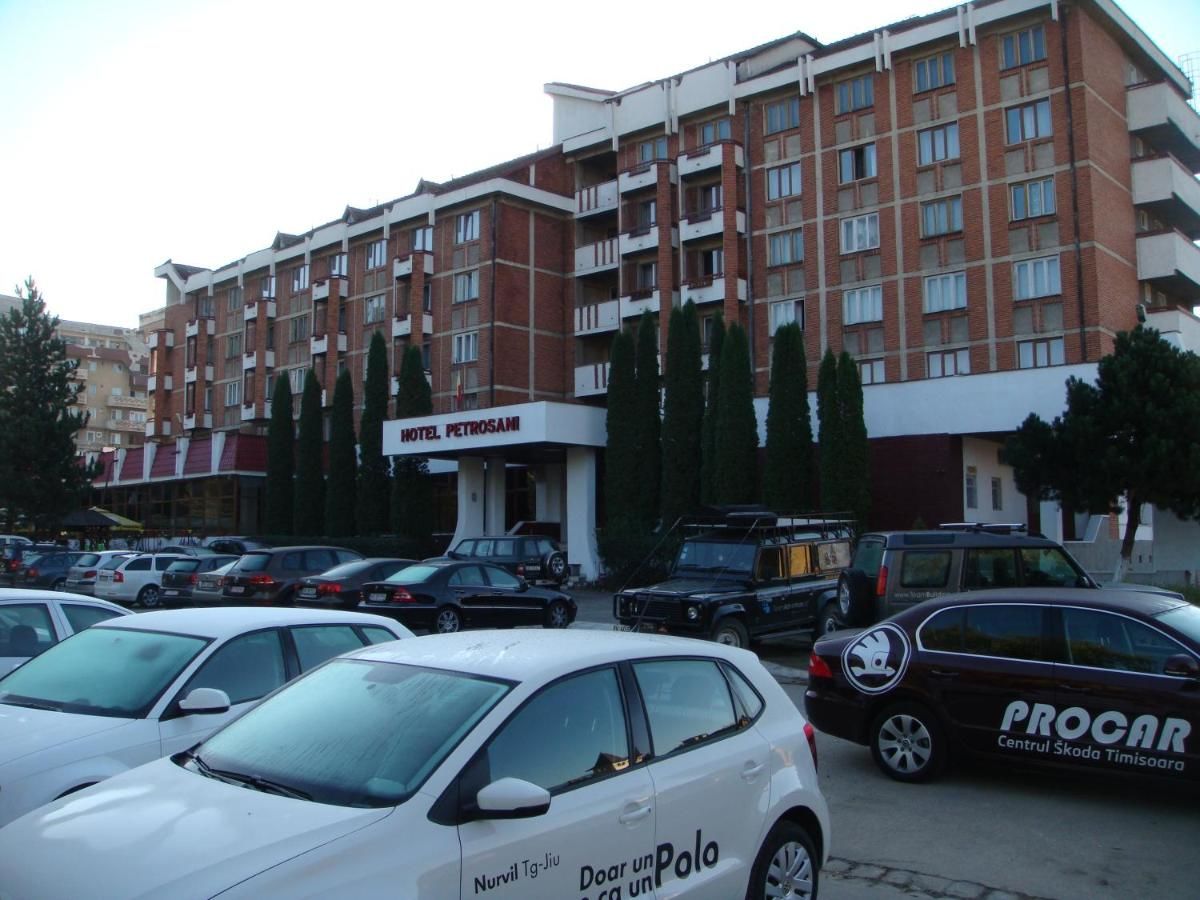 Отель Hotel Petroşani Петрошани-34